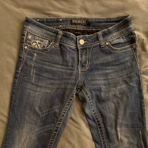 PREMIERE dark jeans with jewels on the backside